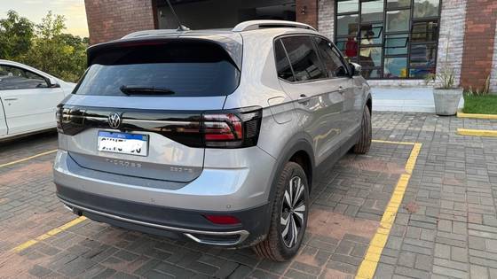 VOLKSWAGEN T-CROSS 1.4 250 TSI TOTAL FLEX HIGHLINE AUTOMÁTICO